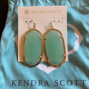 Kendra Scott Danielle in Chalcedony